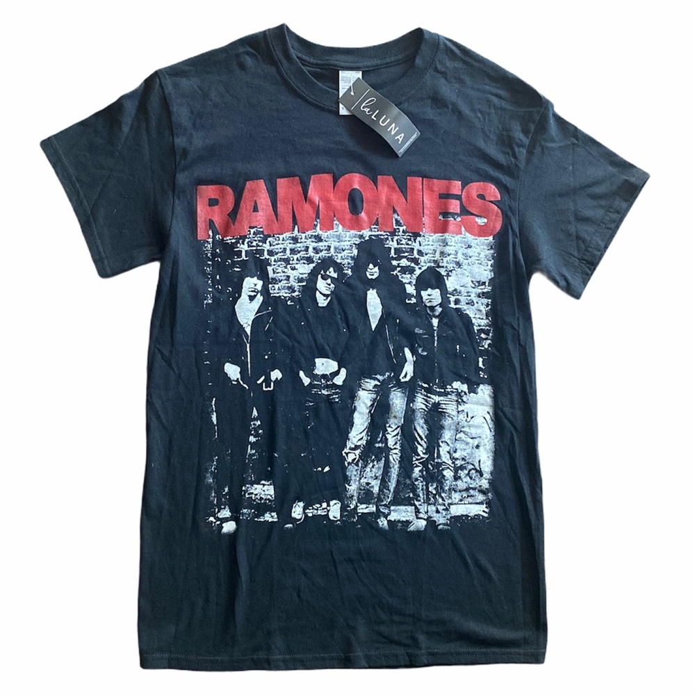 NWT! Ramones Band Graphic Tee
